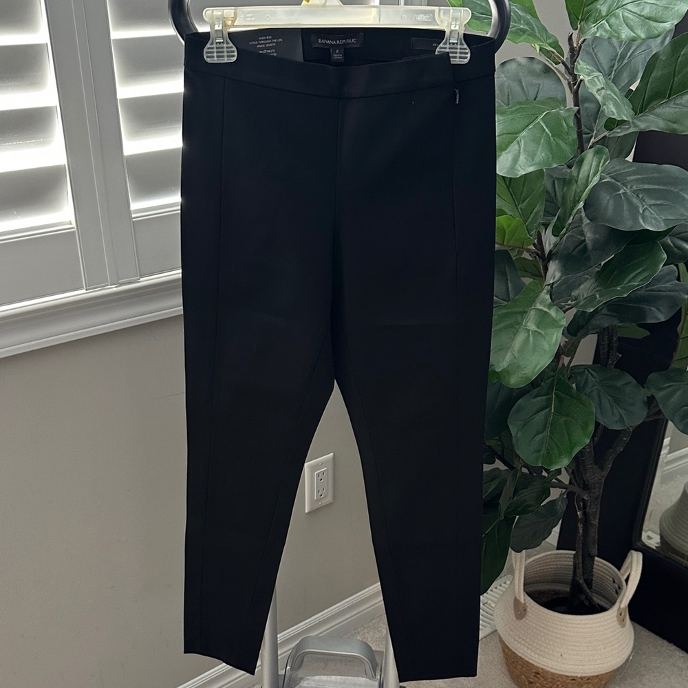 Banana Republic Classic Black Trousers